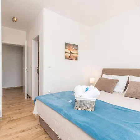 בית נופש Cozy In With View *